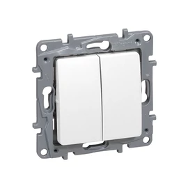 Legrand 764508 NILOÉ kettős váltóérintkezős nyomó, fehér