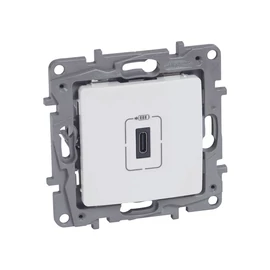 Legrand 764593 NILOÉ Töltőaljzat Egyes USB-C típusú csatlakozóval, 1,5A-5V-7,5 W, fehér